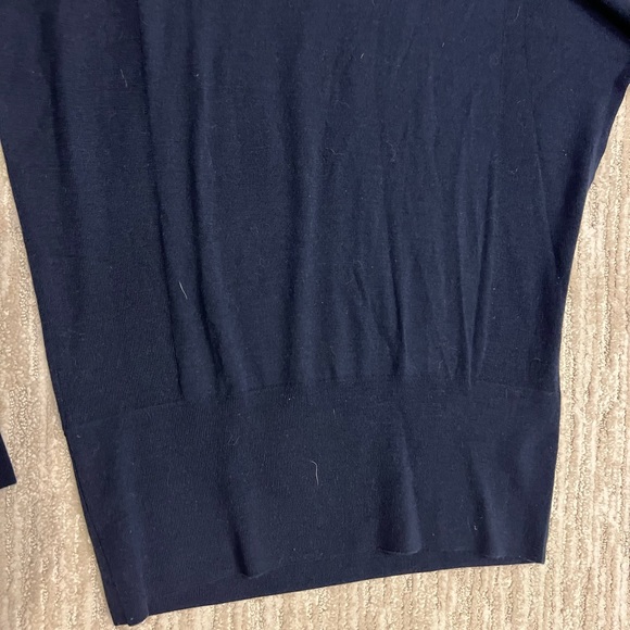 VINCE Dark Blue Split Shoulder Lightweight Turtleneck Wool Sweater Size XS - Picture 11 of 14